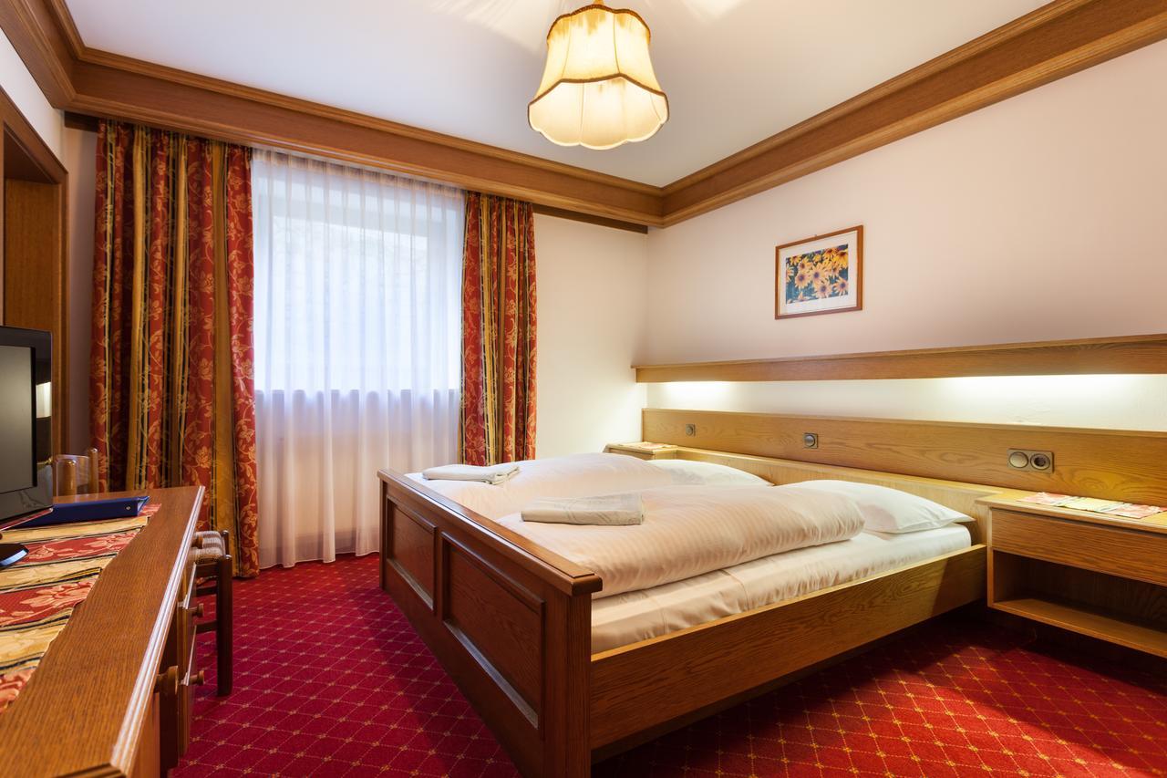 Haus Peskoller Bed & Breakfast Perca Ngoại thất bức ảnh