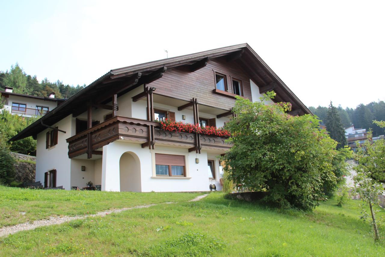Haus Peskoller Bed & Breakfast Perca Ngoại thất bức ảnh